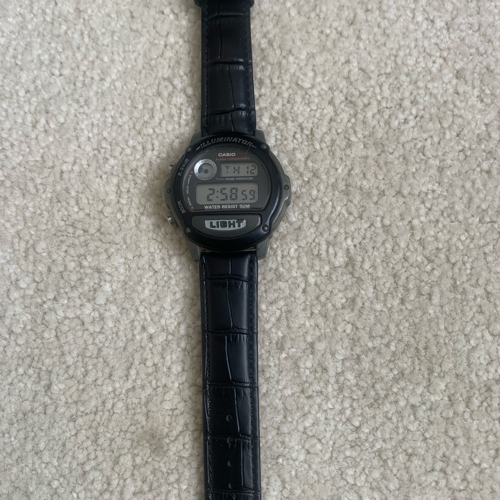 Casio men’s digital sports watch